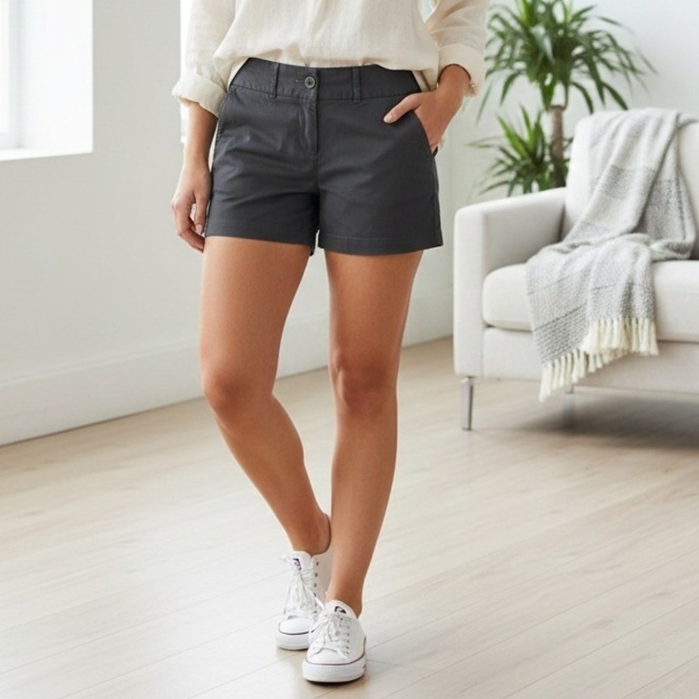 Ann Taylor LOFT Gray Cotton Shorts‎ Women's Flat Front Casual Everyday - Size 0